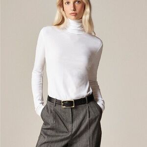 EUC J. Crew Classic *Black* Feather Jersey Turtleneck, Size Extra Small